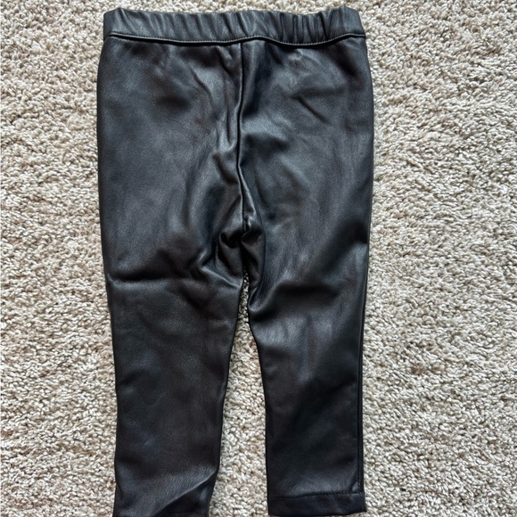 Baby Girl Outfit Holiday Plaid Top & Faux Leather pants leggings Size 12 months - Picture 7 of 10